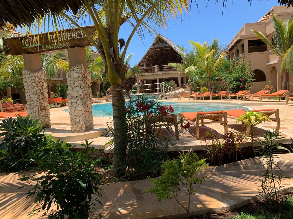Lapili * Kiwengwa (Zanzibar)