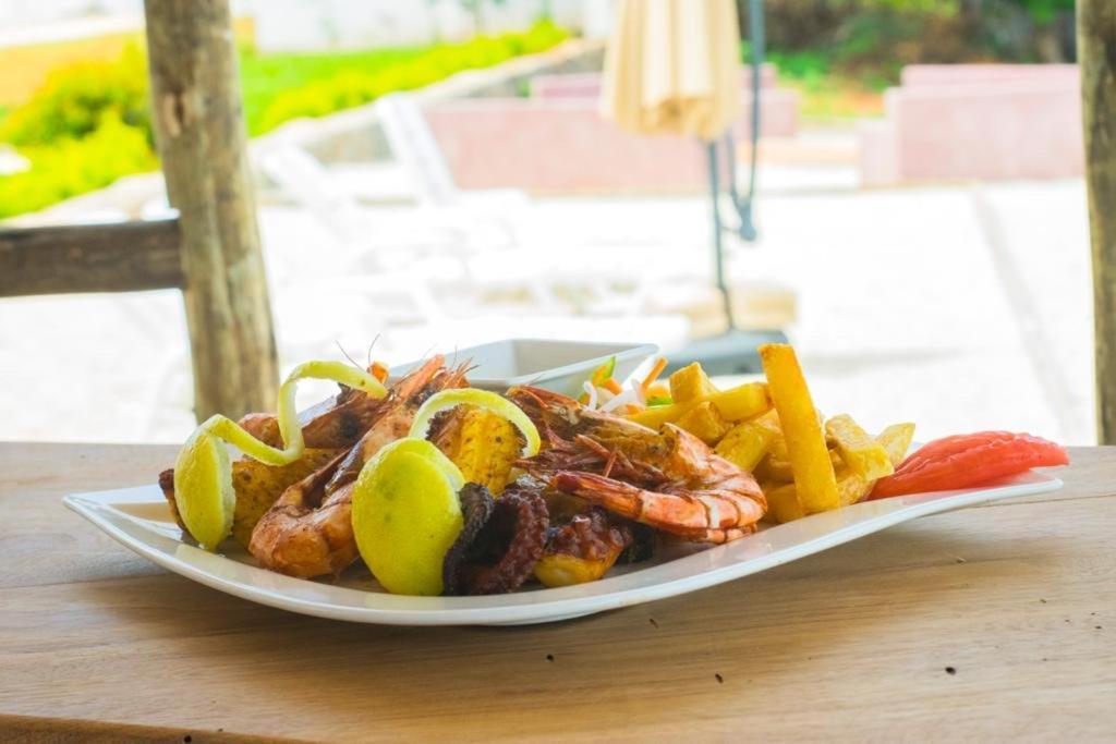 Calamari Resort 5*