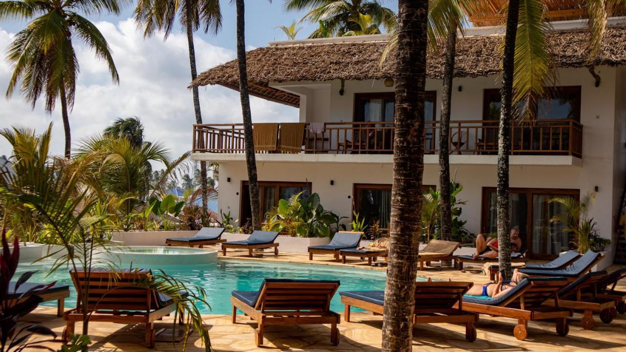 Hotel Aluna