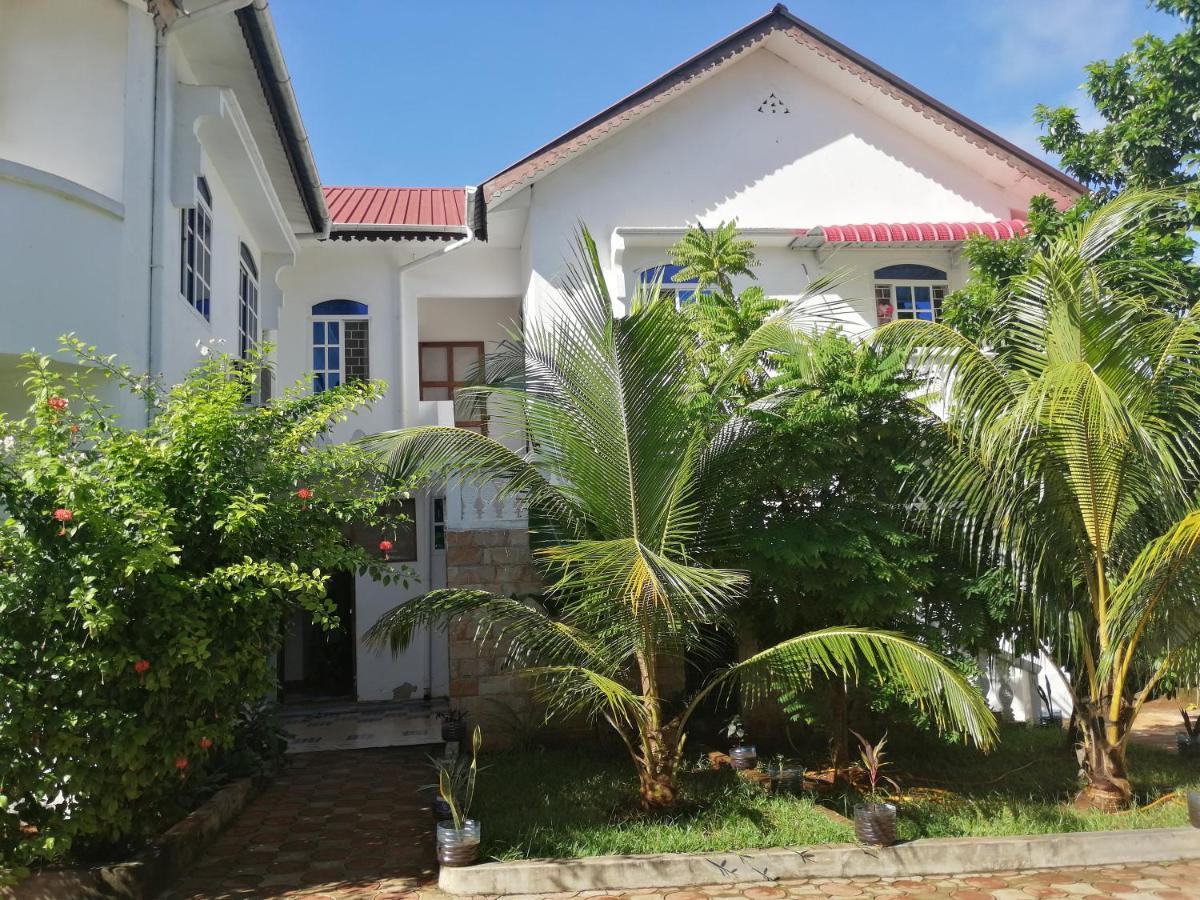 Salhiya Lodge