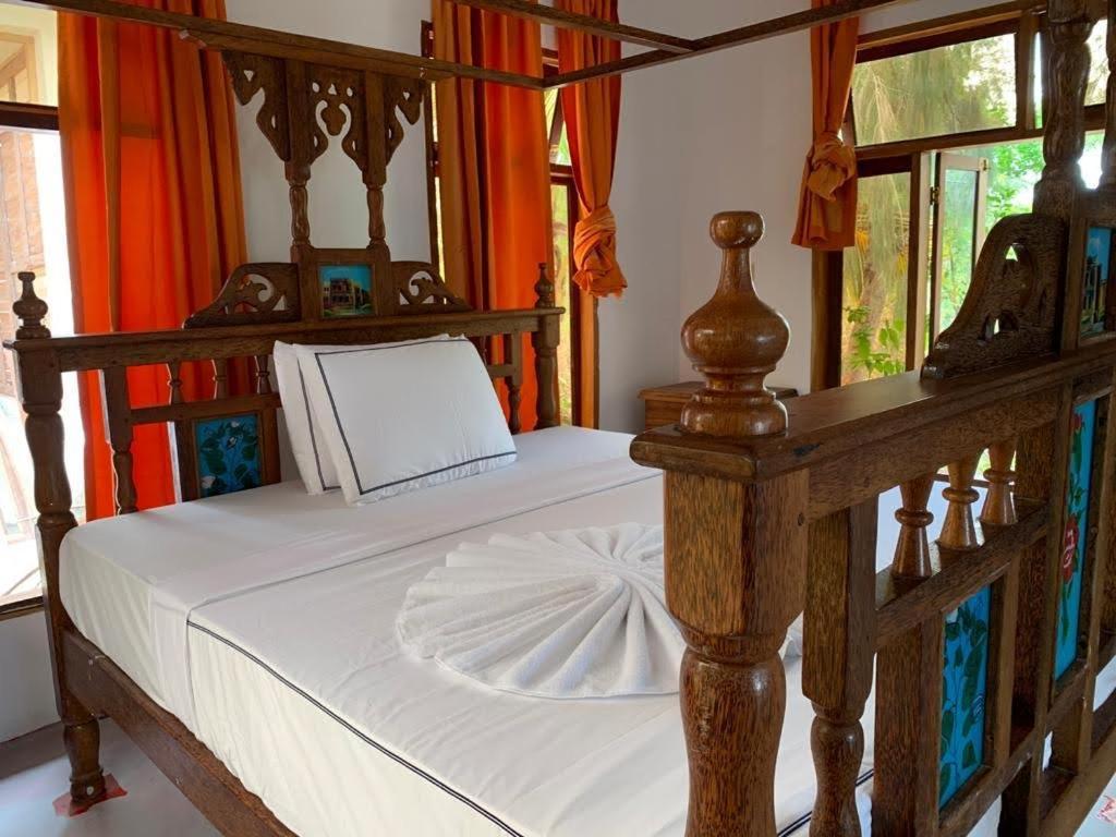Asante Sana Resort 3*