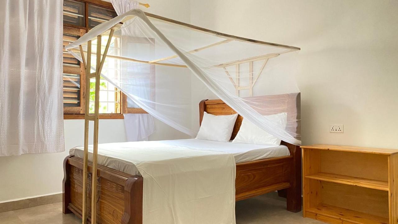 Savi House Bed & Breakfast Nungwi