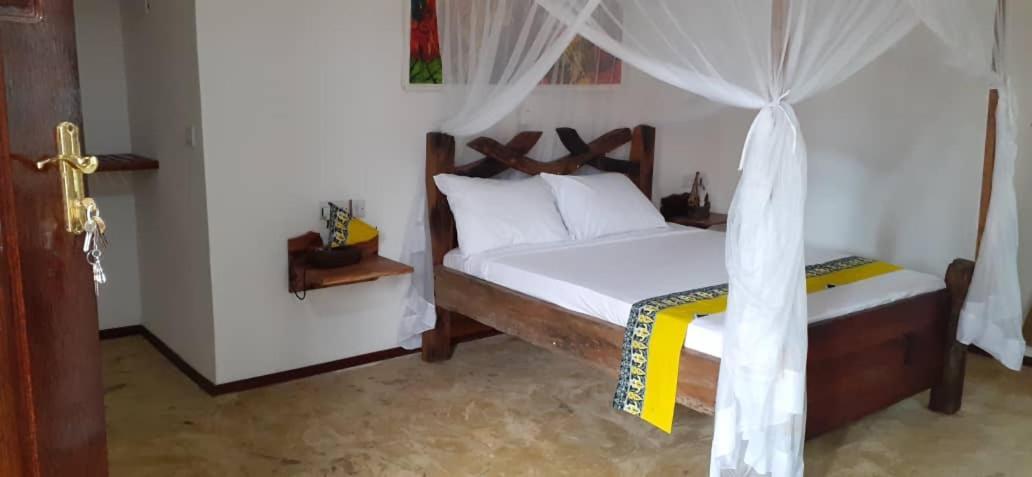 Kumi Bed & Breakfast
