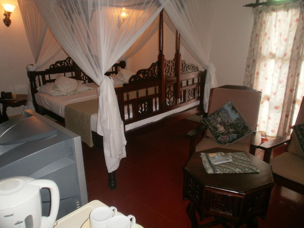 Hotel Asmini Palace 3*