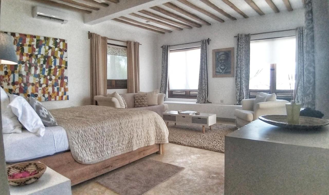 Villa La De Victor Kigomani *