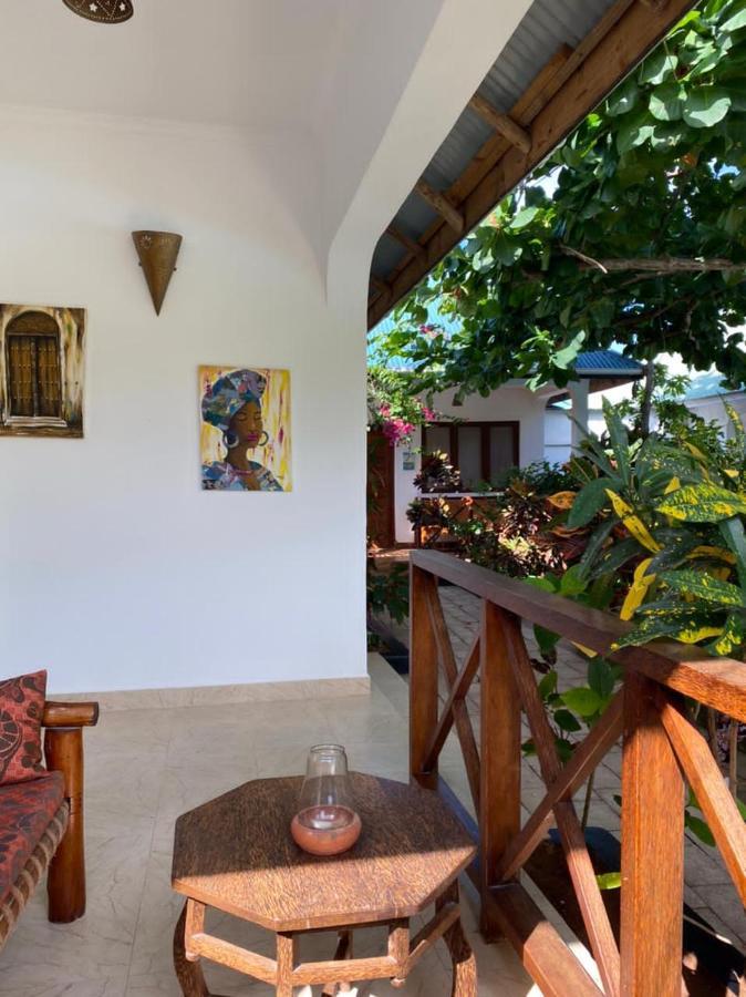 Highland Guest house 3*