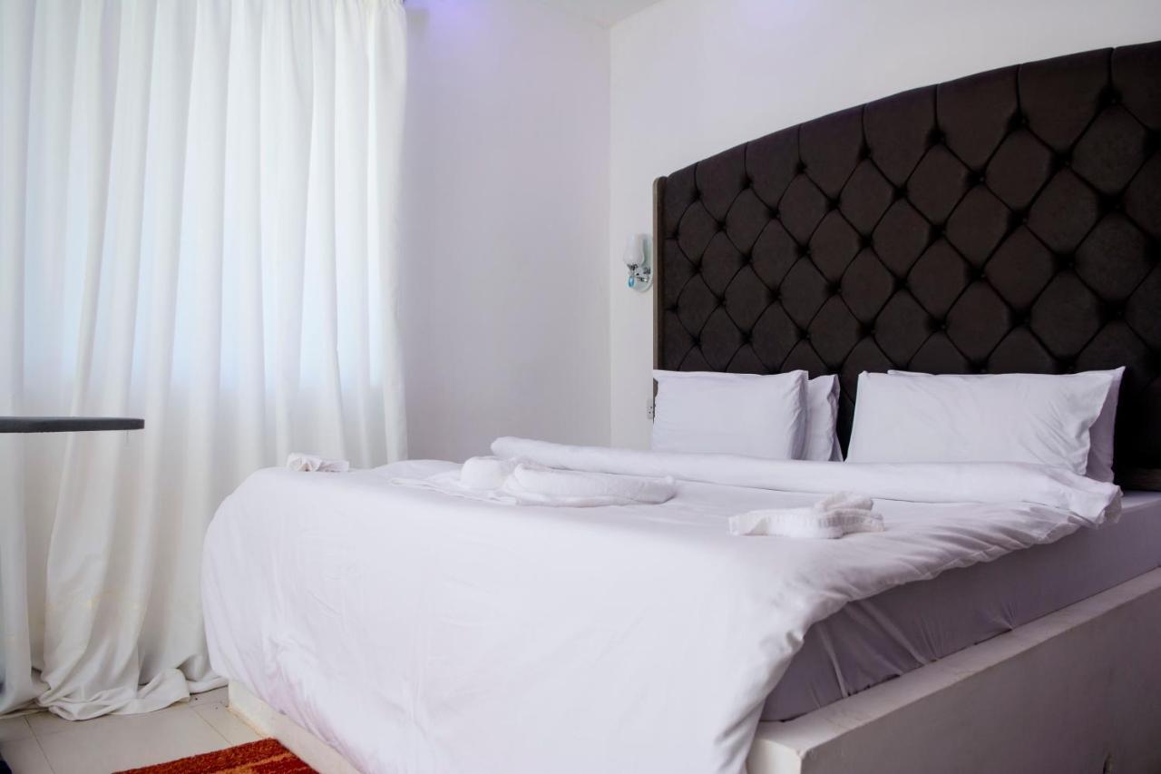 Lazy Beach Hotel