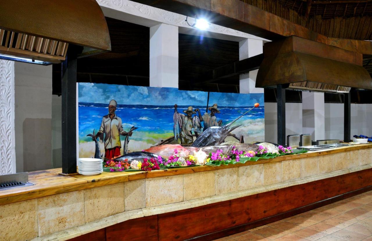 Voi Kiwengwa Hotel 4*