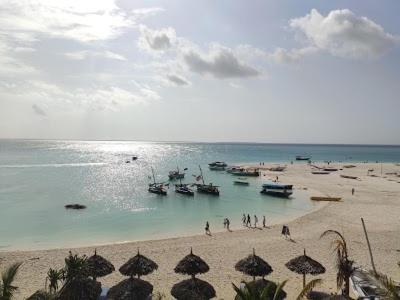Hotel Lazy Beach 4*