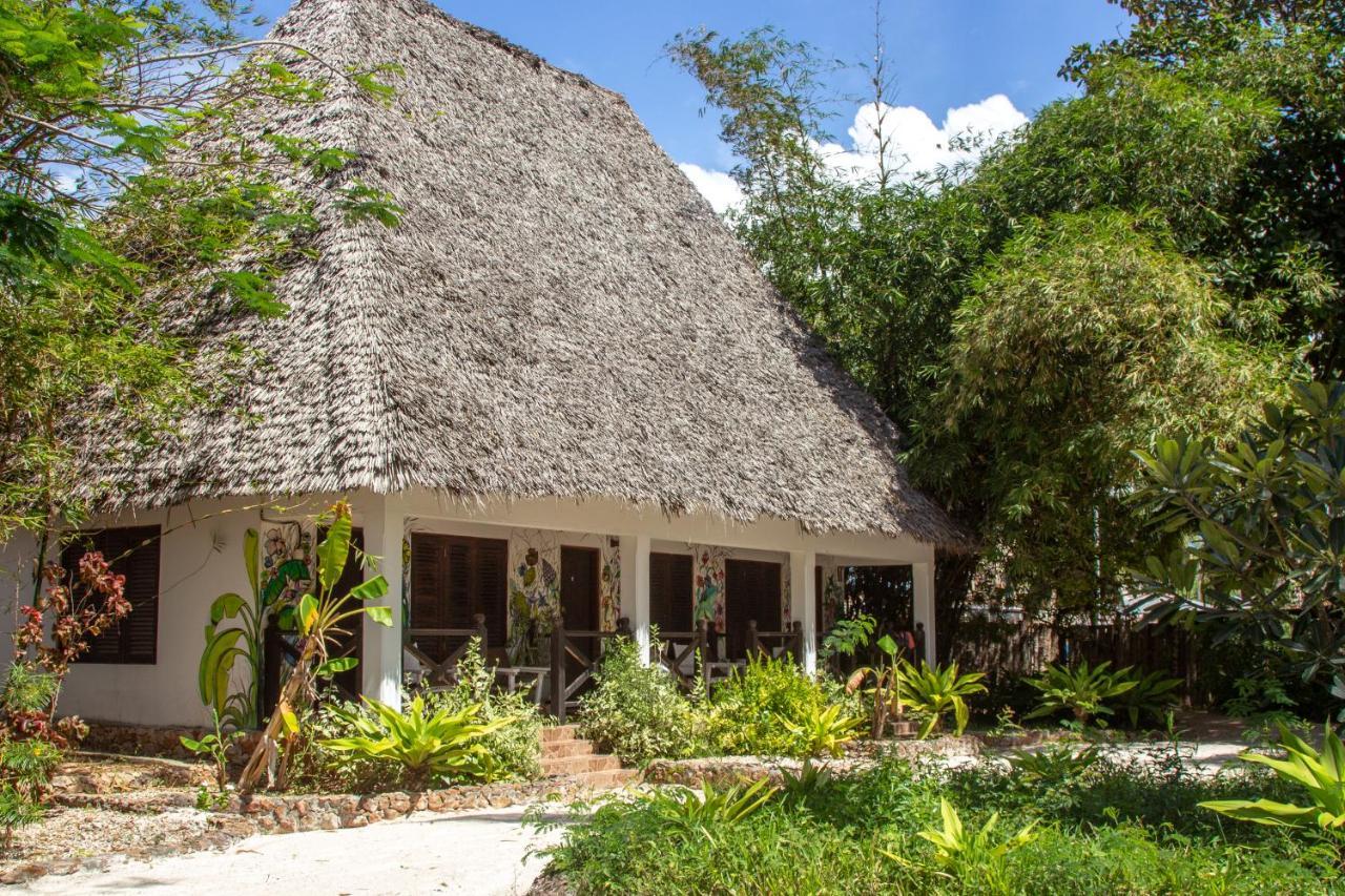 Resort Waikiki Zanzibar