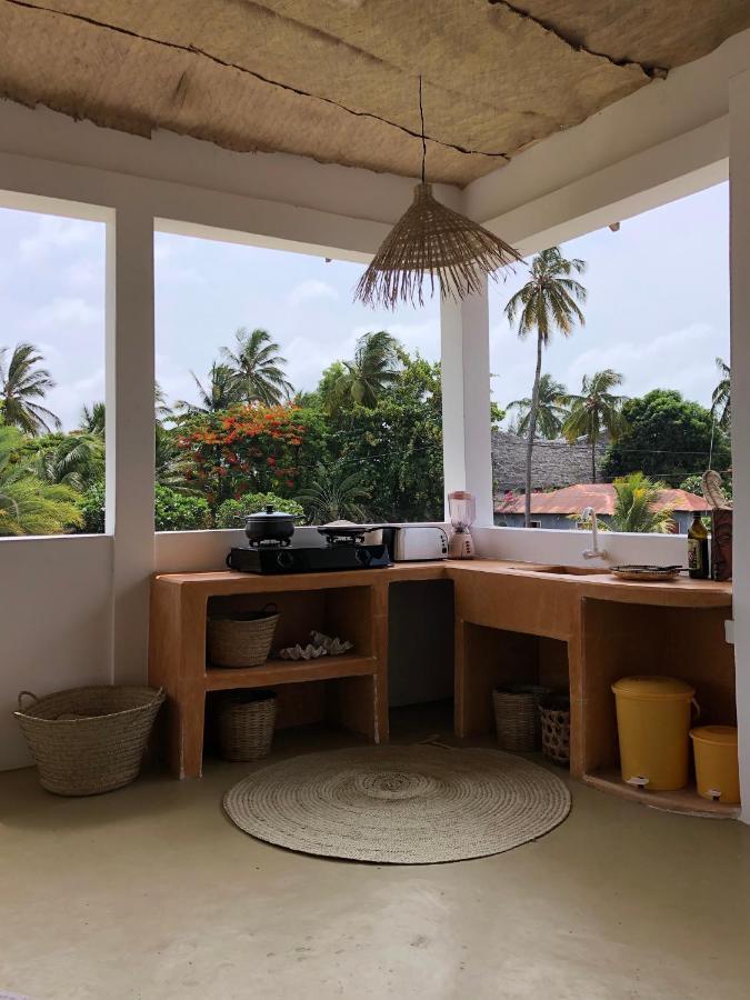 Mlango House Bed & Breakfast