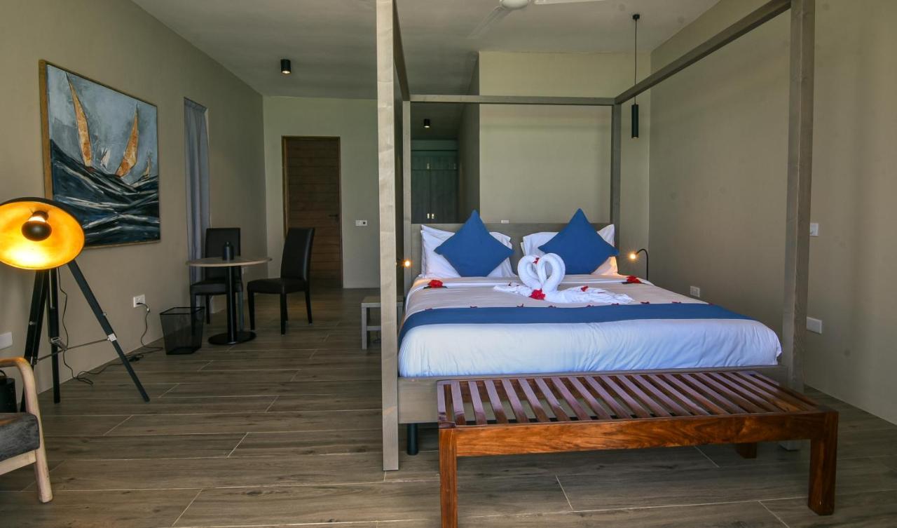 Bluu Hotel