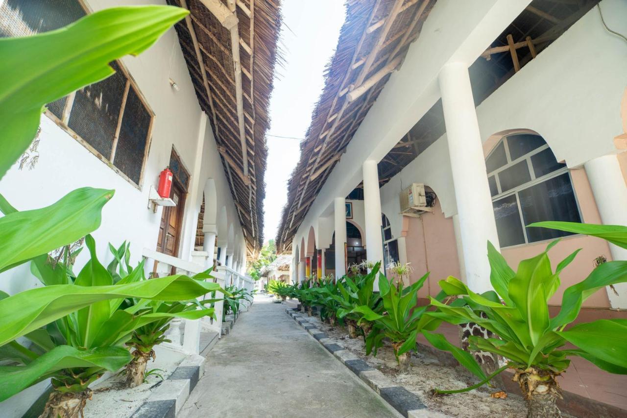 Visitor's Bed & Breakfast 2*