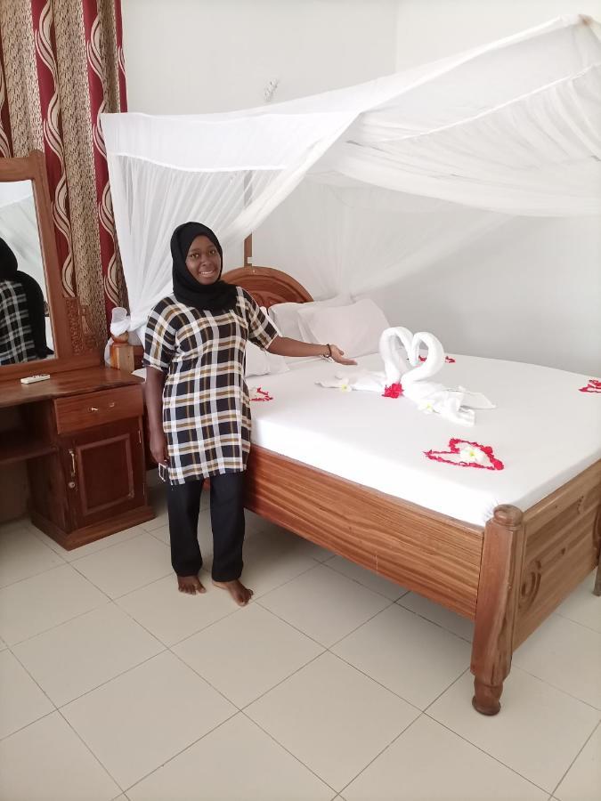 Visitor's 2* Jambiani (Zanzibar)