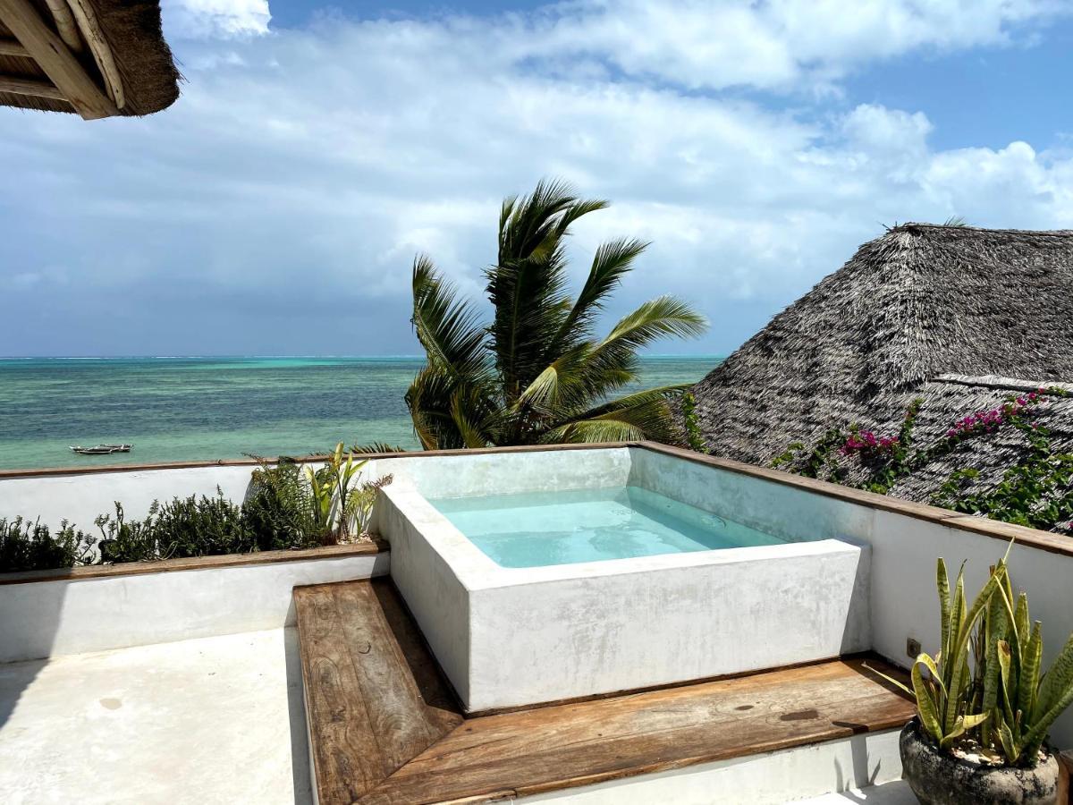 Joya' & Jambiani (Zanzibar)