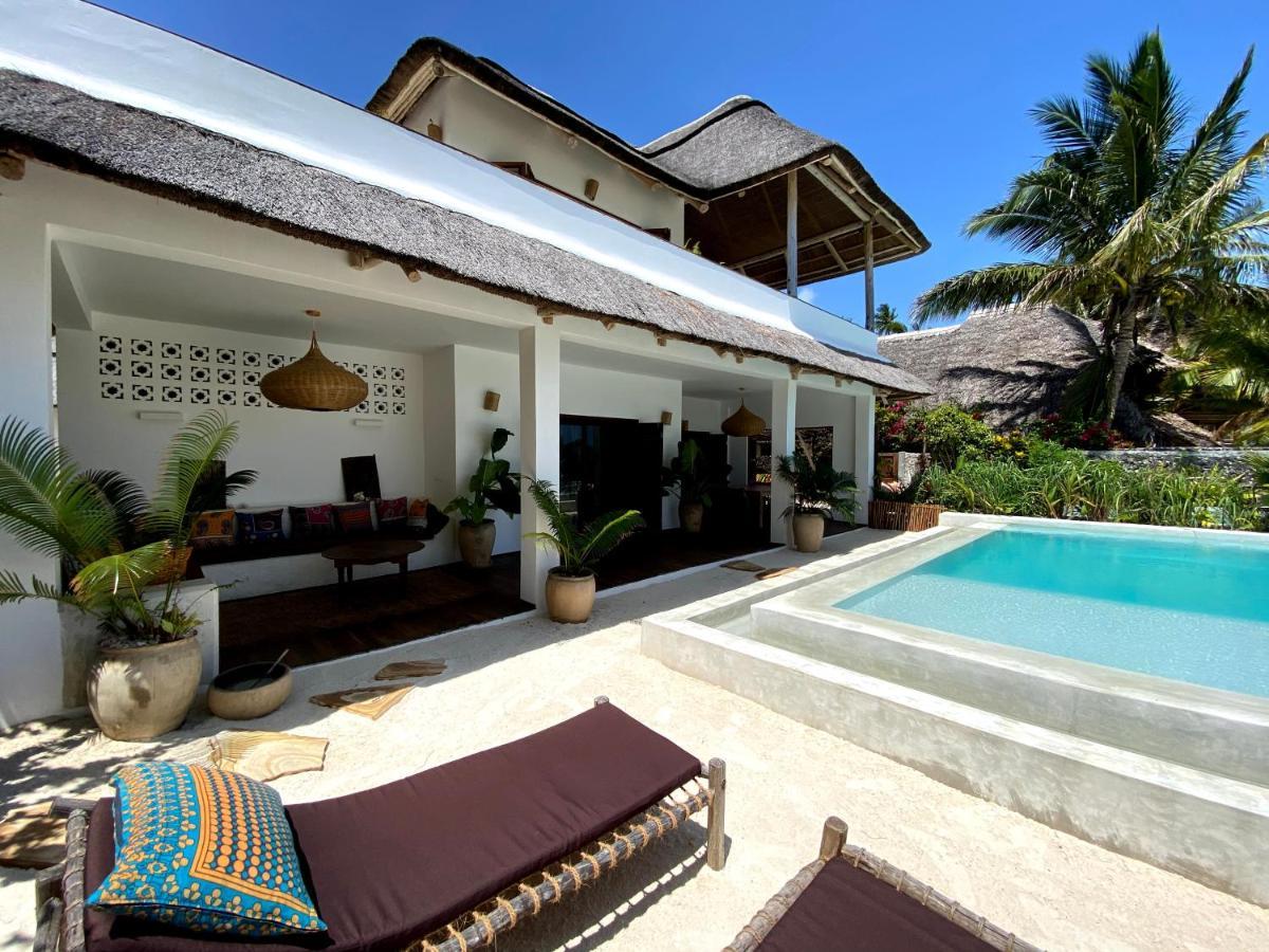 Joya' & Hotel *