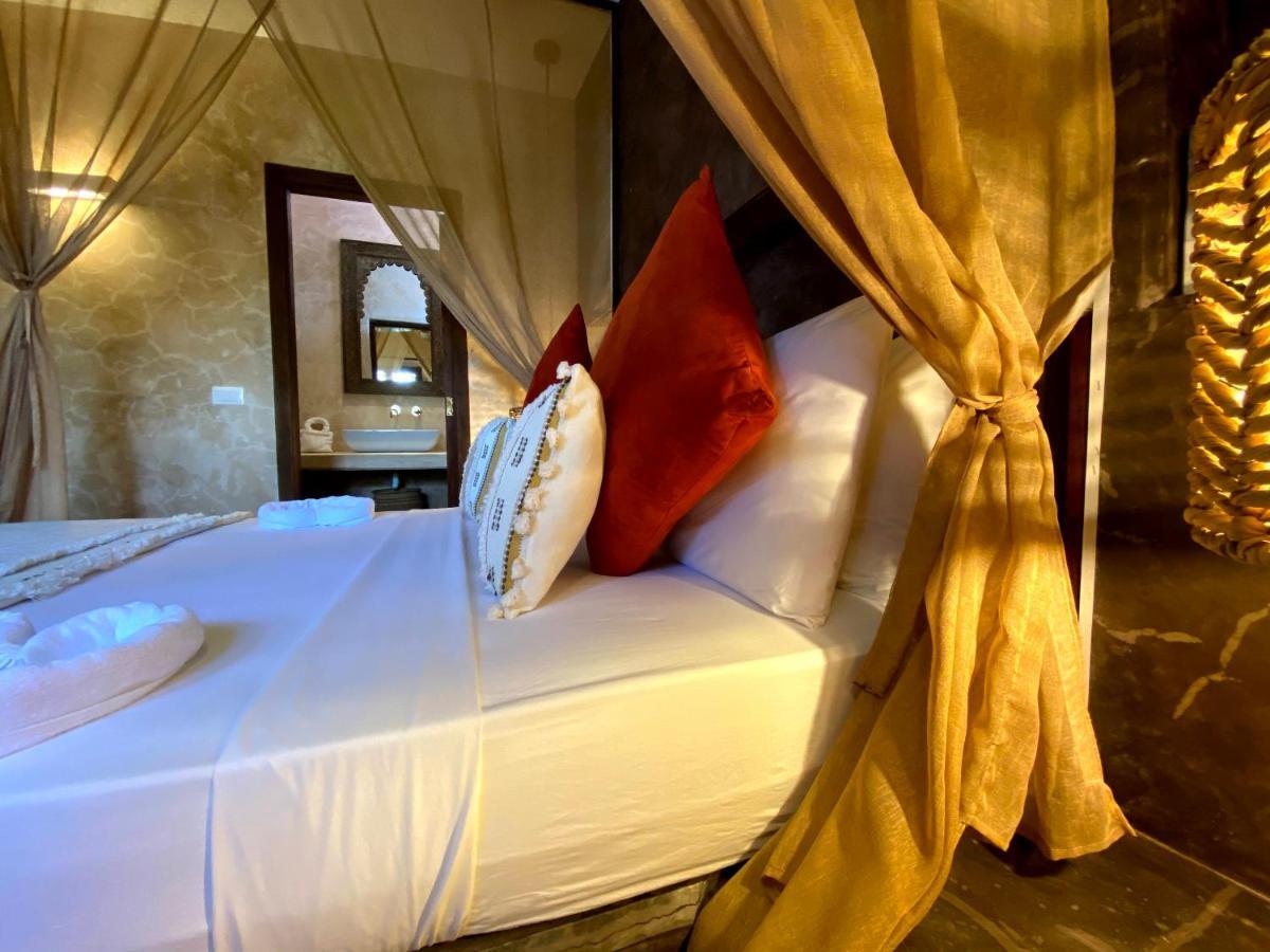 Joya' & Hotel