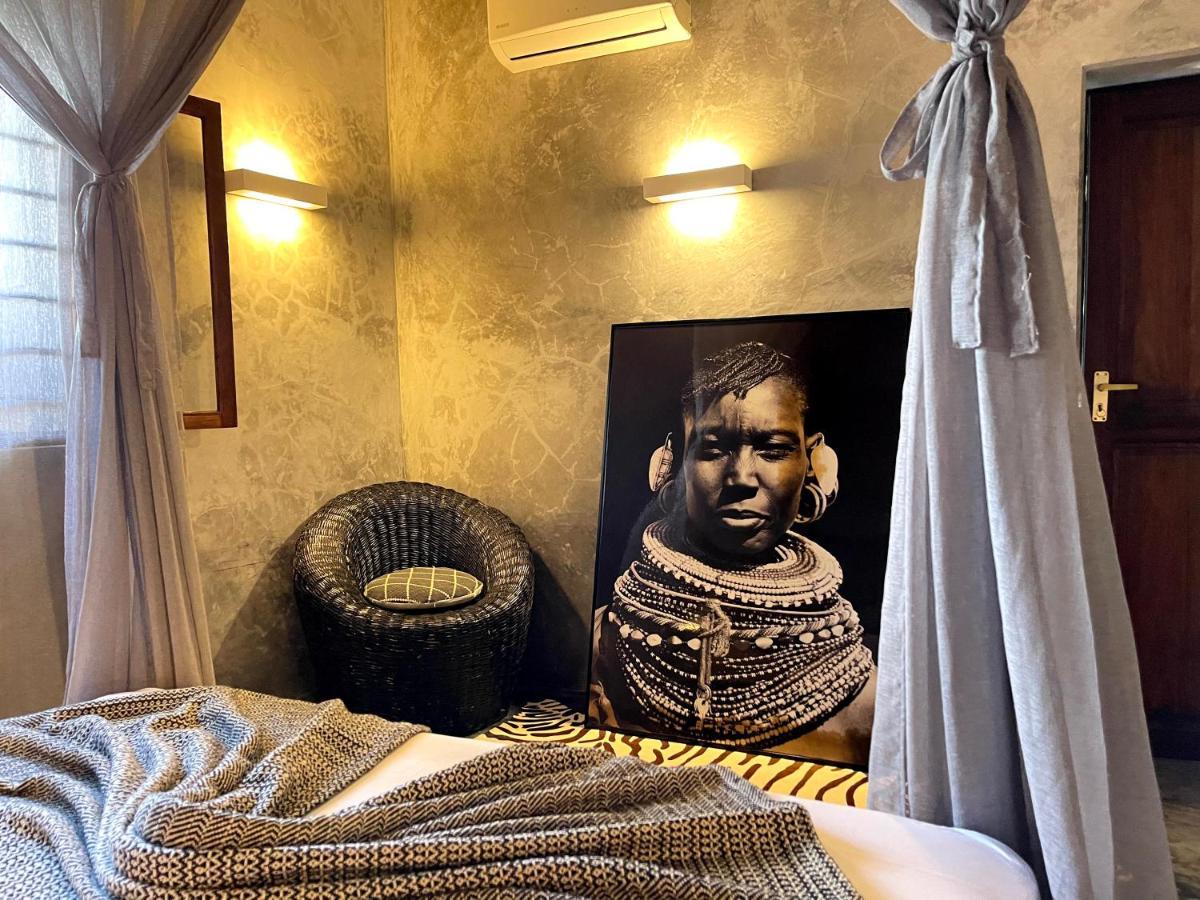 Joya' & Hotel Jambiani (Zanzibar)