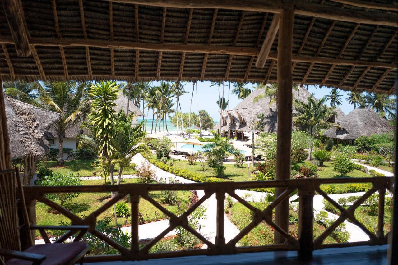 Bay Hotel Pongwe