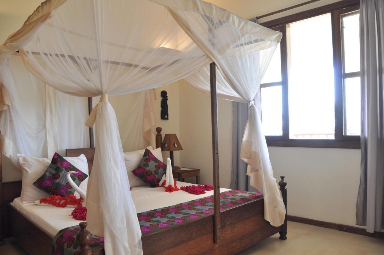Zan View Hotel 3*