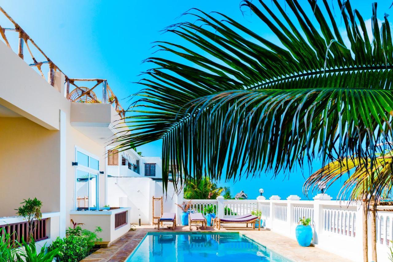 Hotel Mambo Paradise 4*