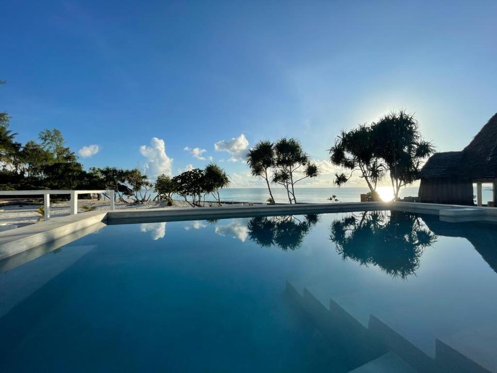 Jambo Beach Hotel