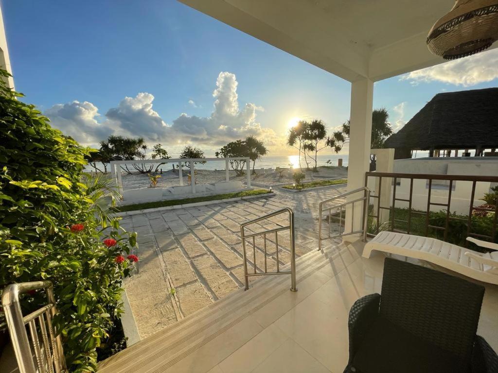 Hotel Jambo Beach *