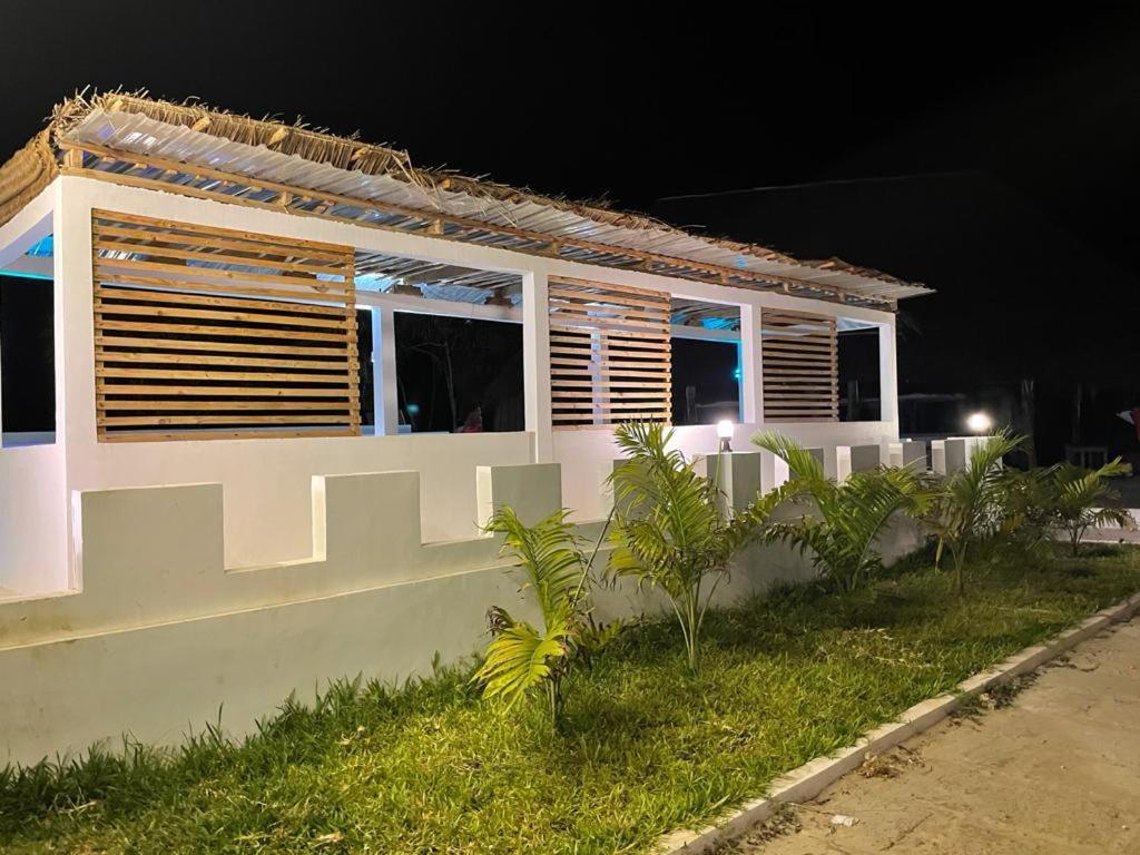 Jambo Beach Hotel *