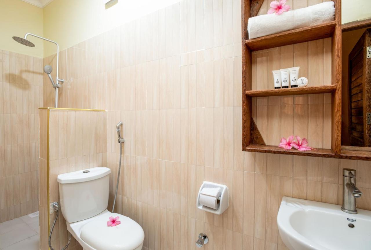 Hotel Weavers Pongwe