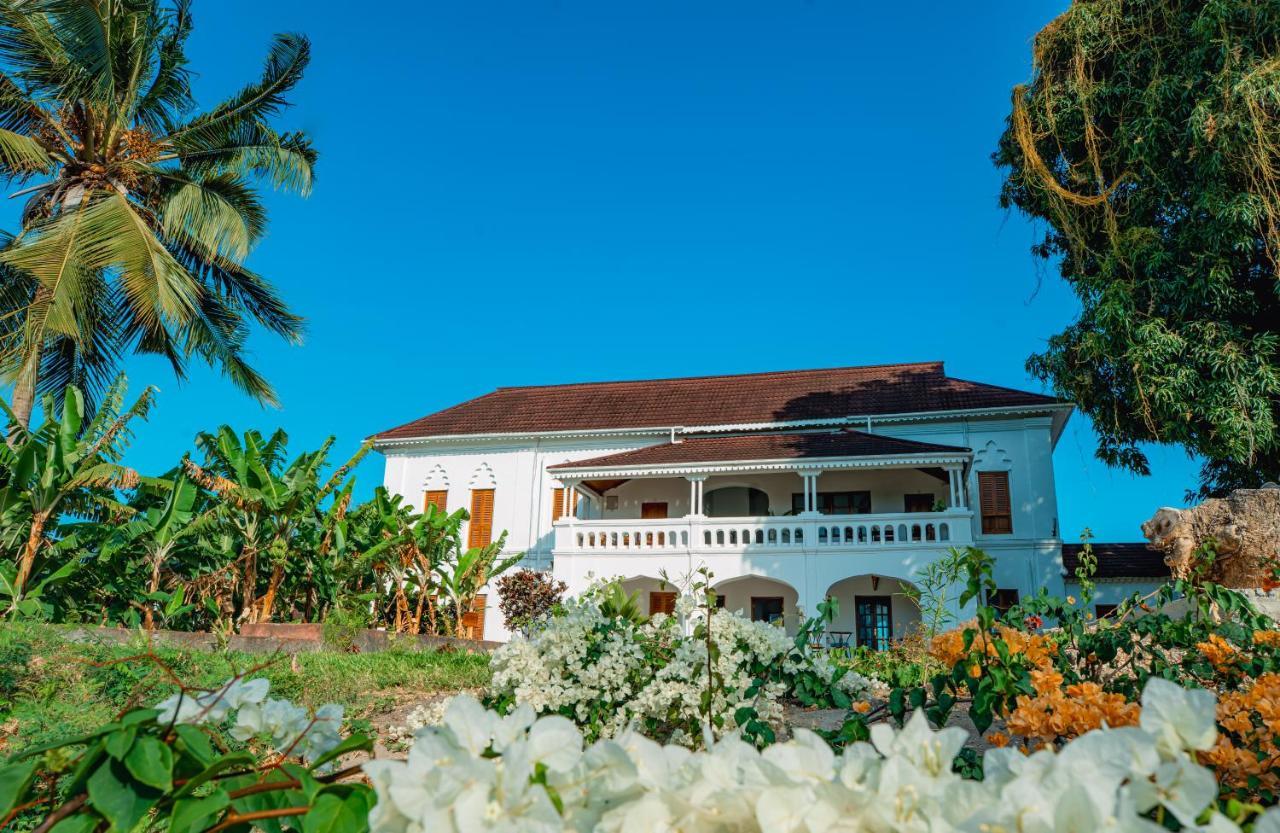 Hotel The Manor House By Sansi 3*