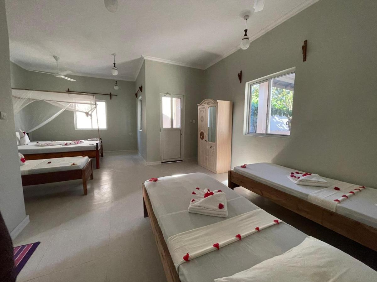Summer Dream Hotel