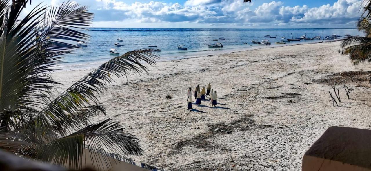 Mambo Paradise
