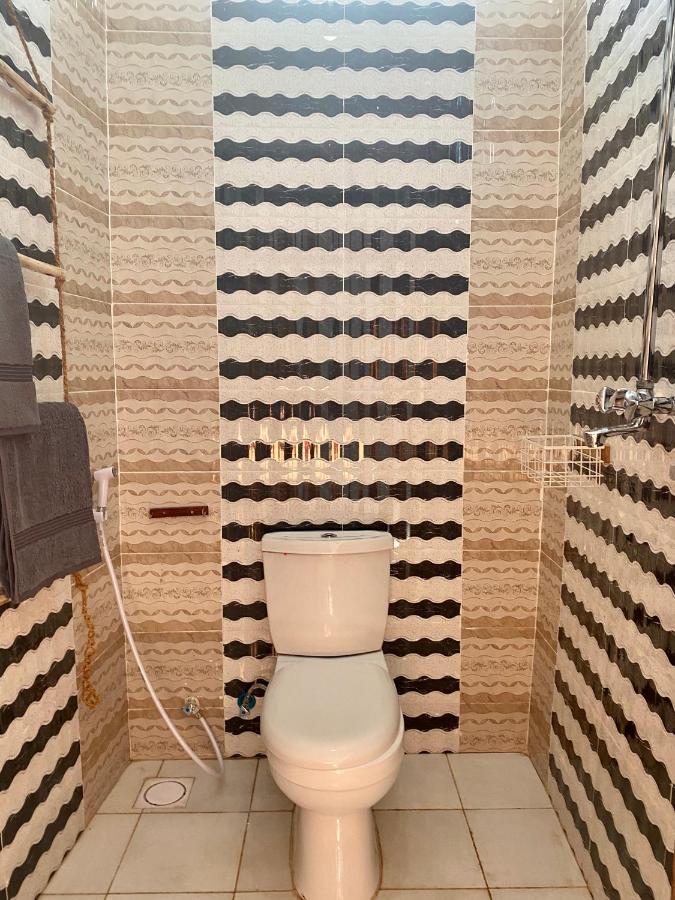Double V Guest house Nungwi