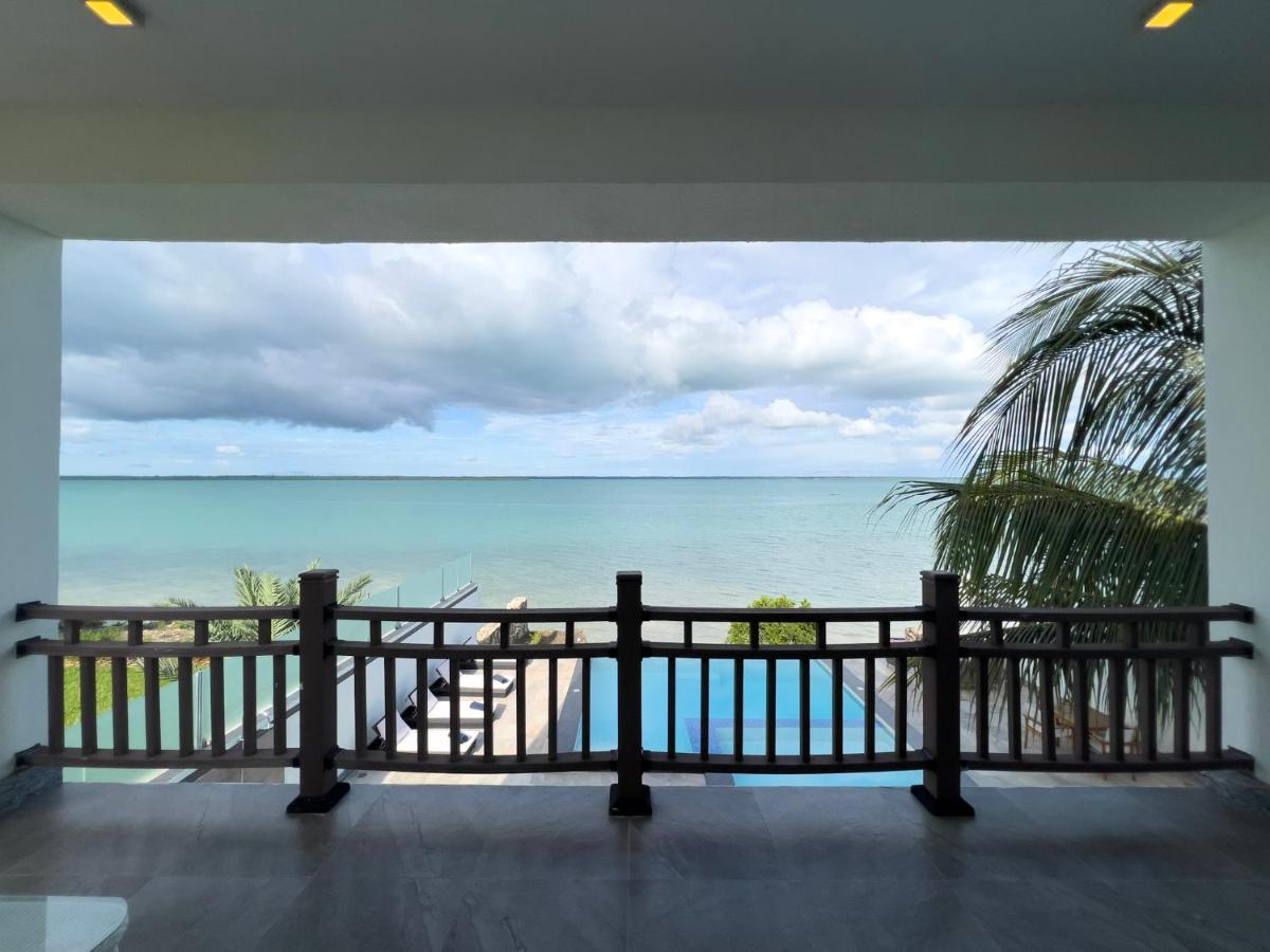 Villa Zanzibar Dt Beachfront