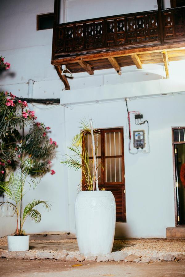 Plumeria - Stone Town Frühstückspension
