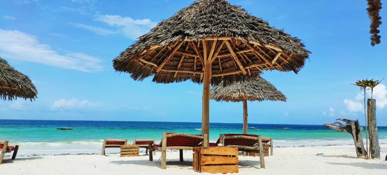Mambo Mazuri, Zanzibar Kiwengwa * Kiwengwa (Zanzibar)
