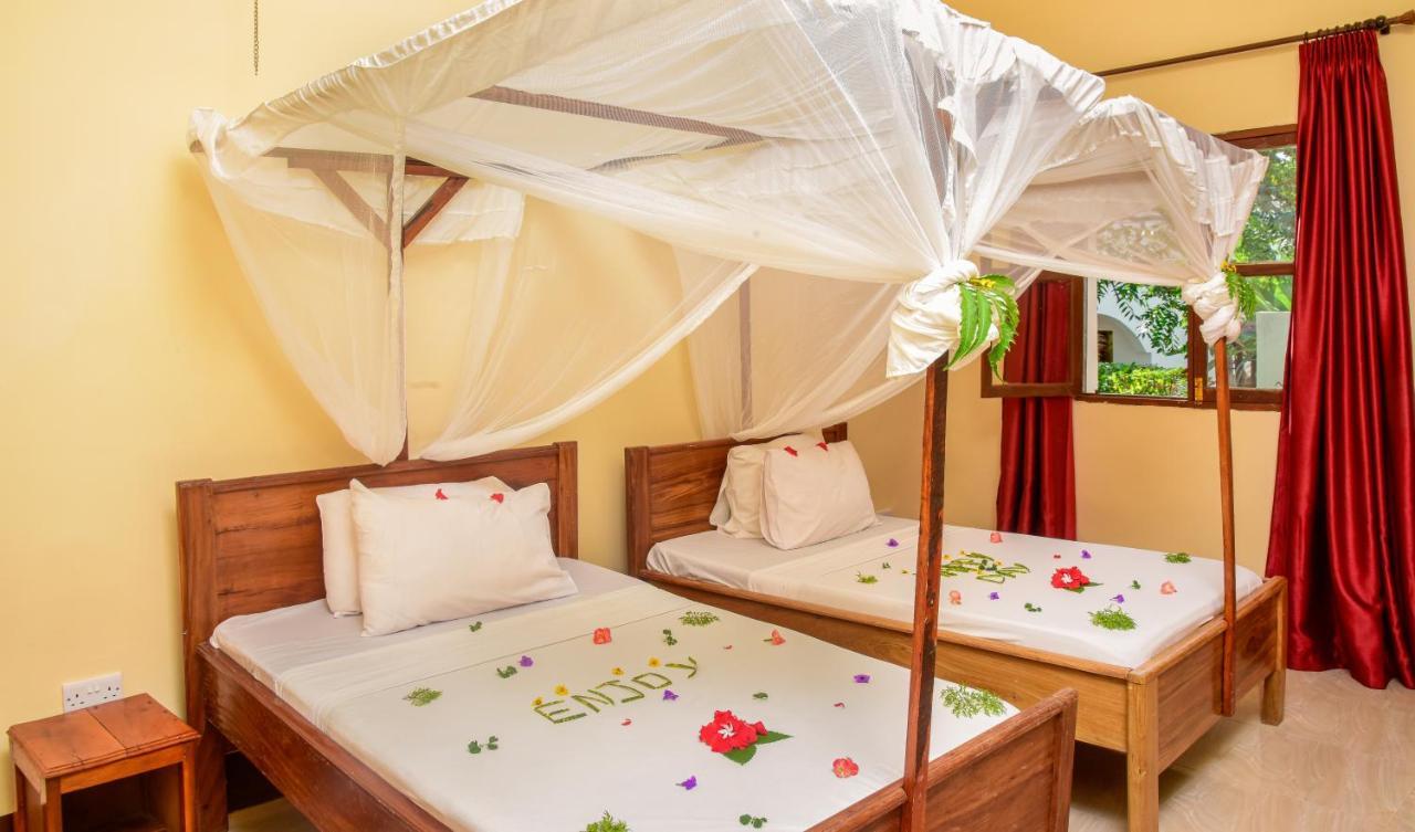 Amaan Hotel 3*