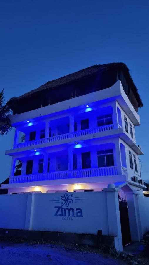 Hotel Zima *