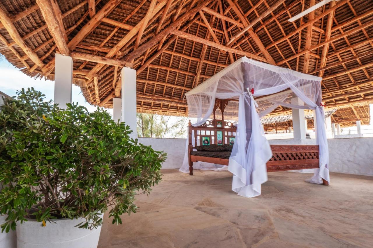 Resort Amani Nature Retreat *