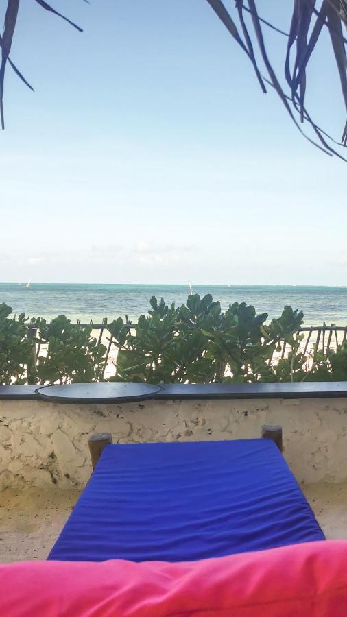 Malaika Hotel *