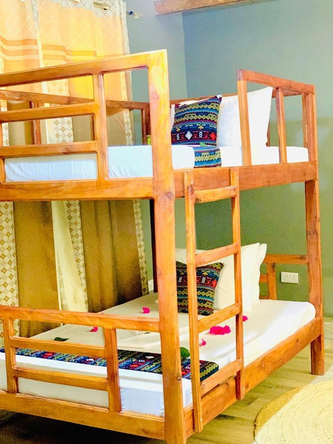 Bed & Breakfast Getaway *