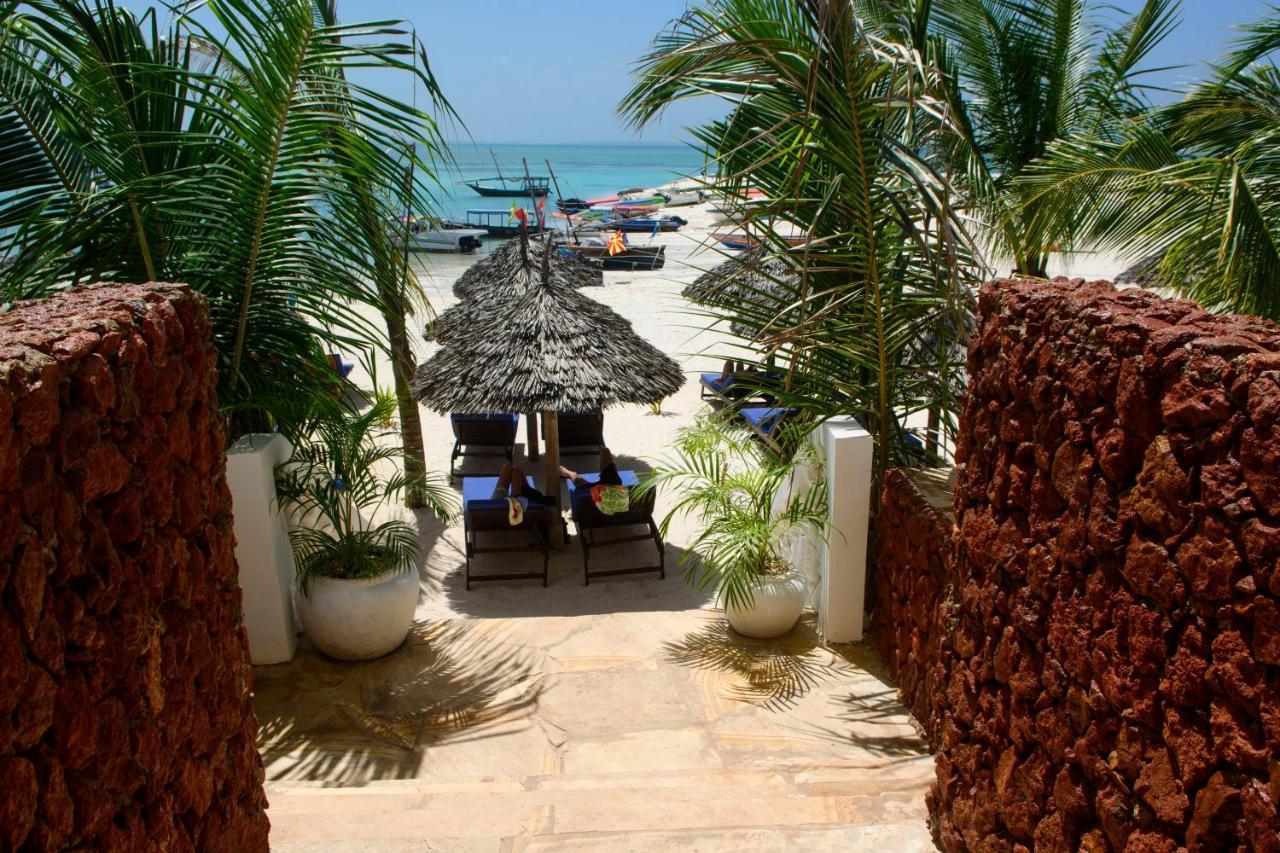Hotel Lazy Beach