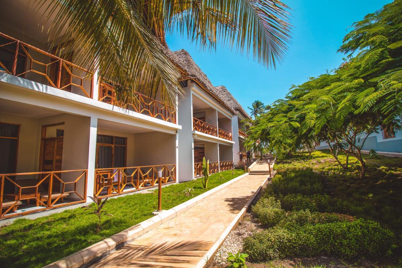 Zanzibella & 5*
