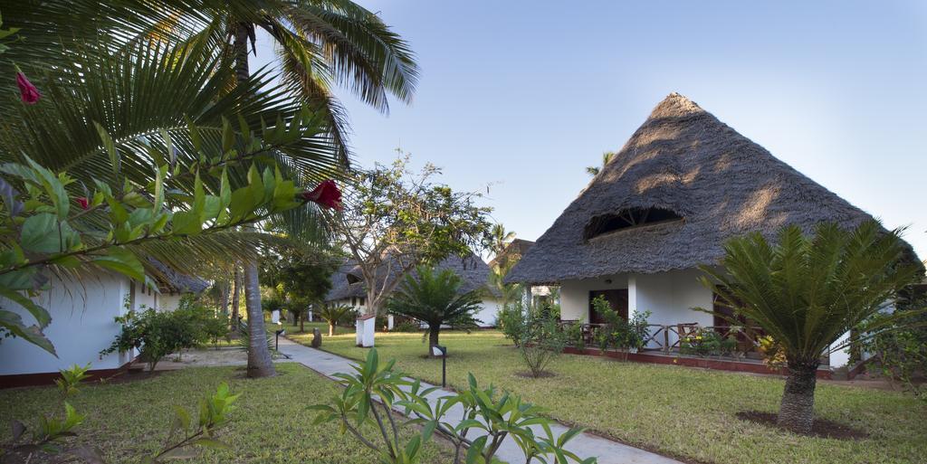 Resort Uroa Bay