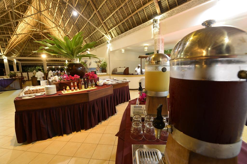 Uroa Bay Resort 4*