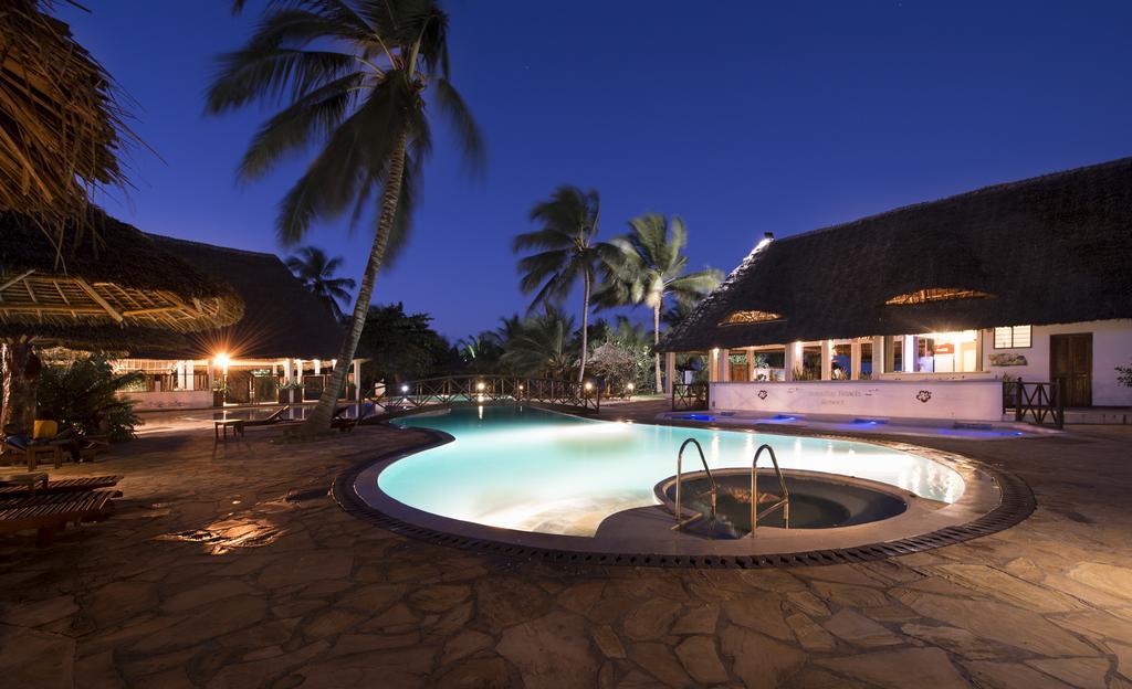 Uroa Bay 4*