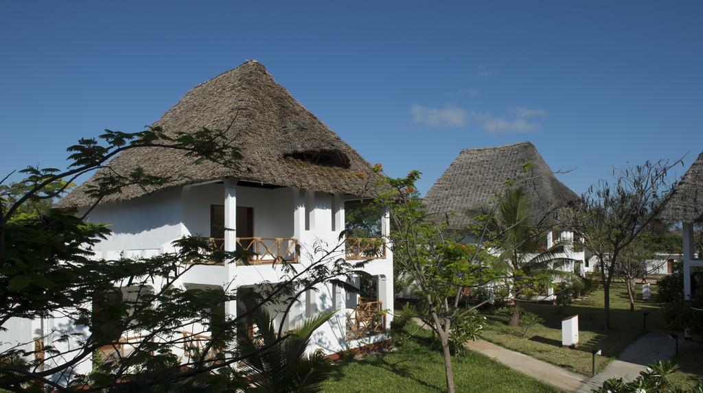 Resort Uroa Bay