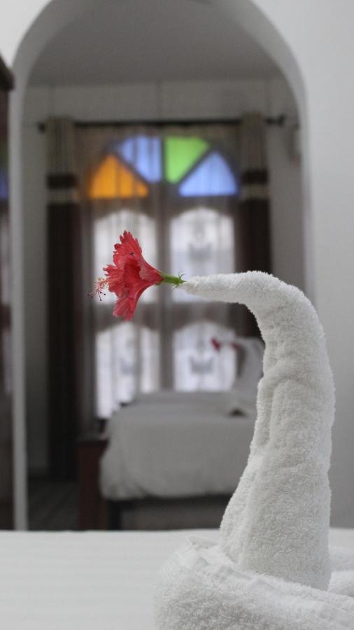 Al-minar Hotel