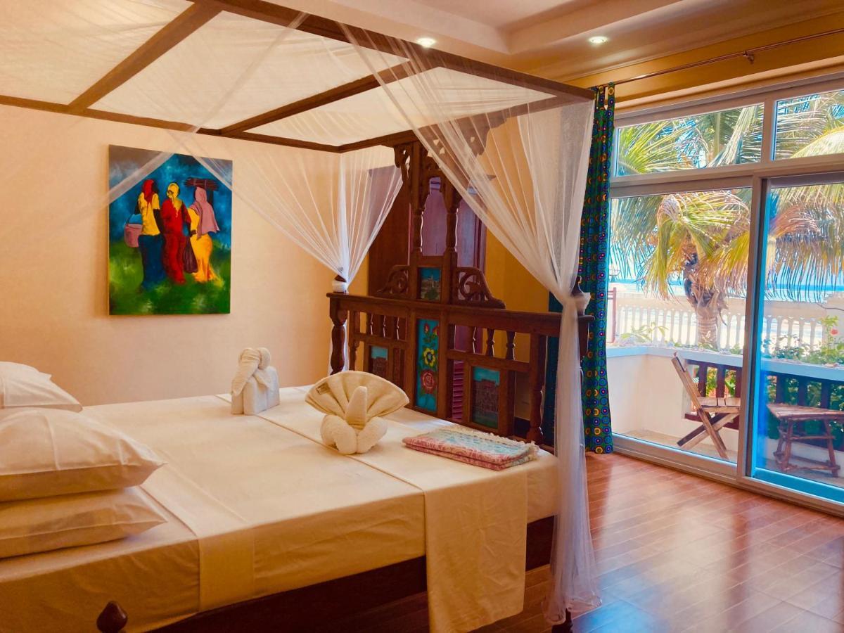 Hotel Mambo Paradise 4*