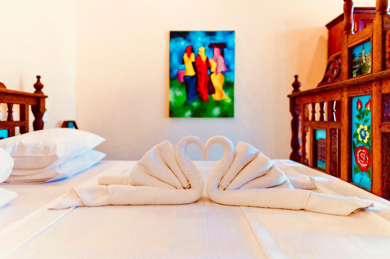 Mambo Paradise Hotel 4*
